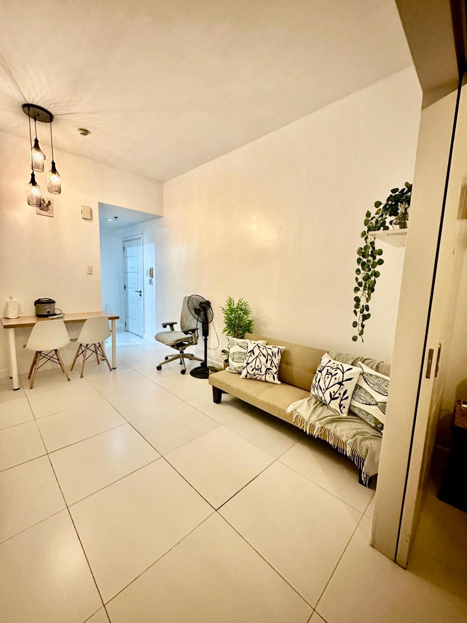 One Bedroom Apartment With Netflix At Greenbelt Makati Manila Zewnętrze zdjęcie